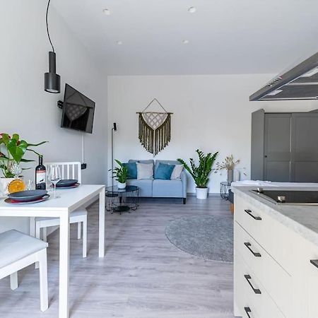Elegant Fully Equipped Apartment Near City Centre Iráclio Exterior foto